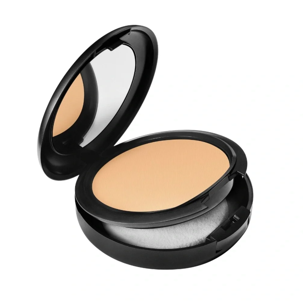 C5 Mac Studio Fix Powder Plus Foundation Peach Beige Brand New in Box Authentic